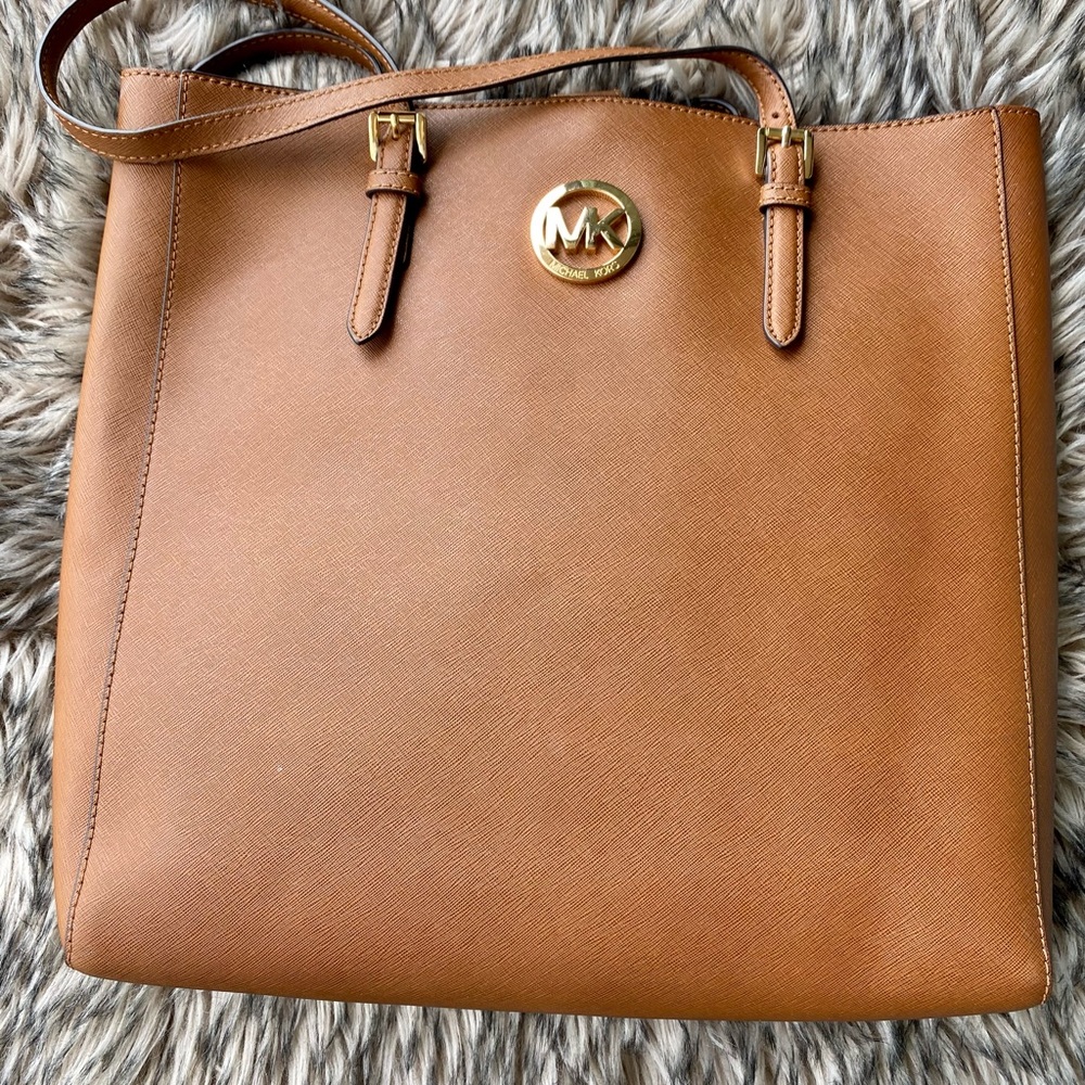 Michael Kors caramel tote - fits laptop